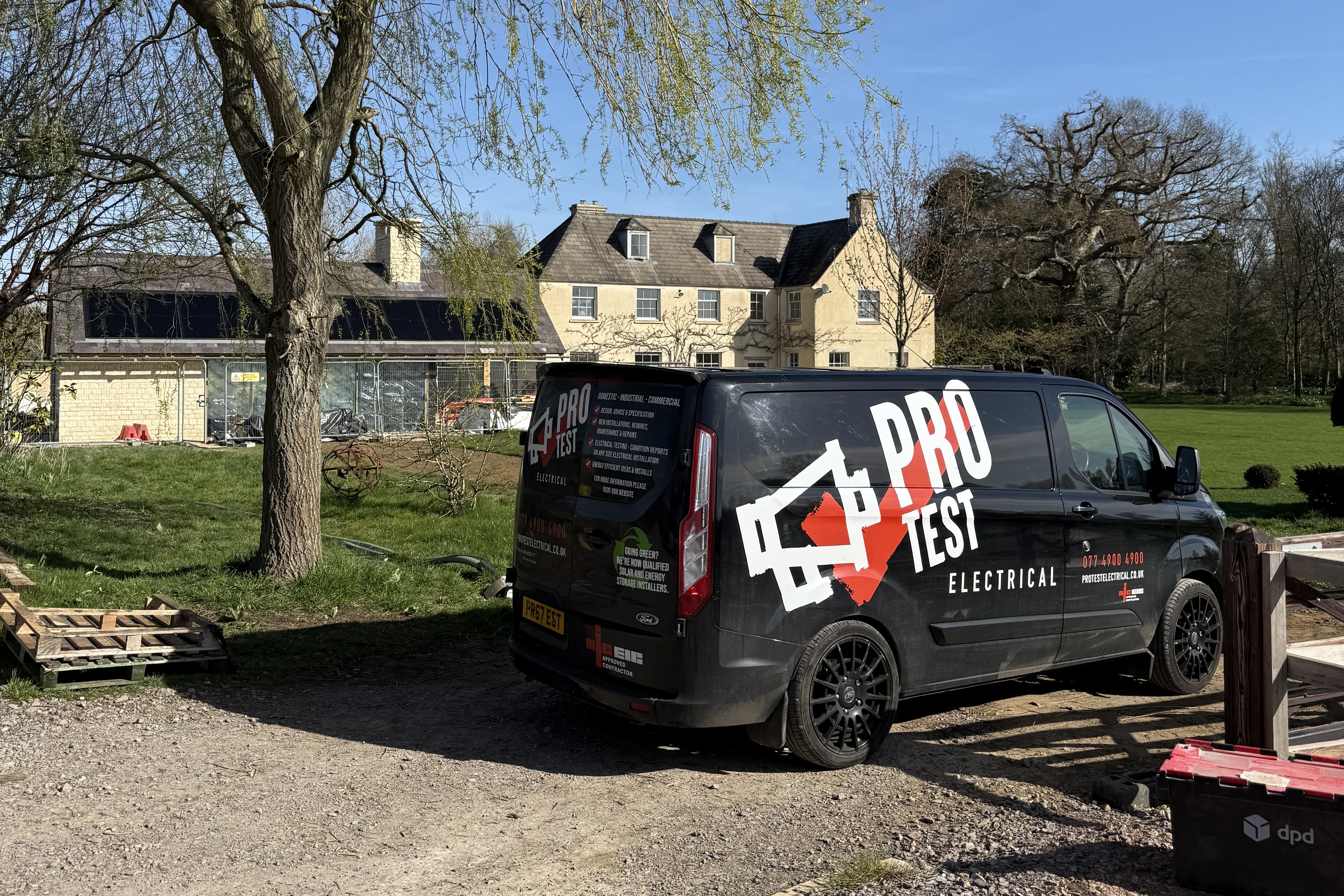 Integrated solar and Tesla Powerwall 3 installation in Chippenham